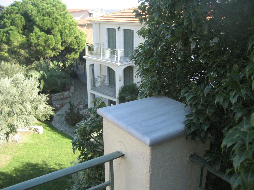 Kyveli Hotel Apartments Vrontados Экстерьер фото